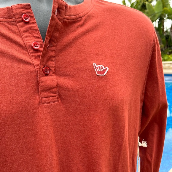 Toes on the Nose Hang Loose Henley - Picture 2 of 16